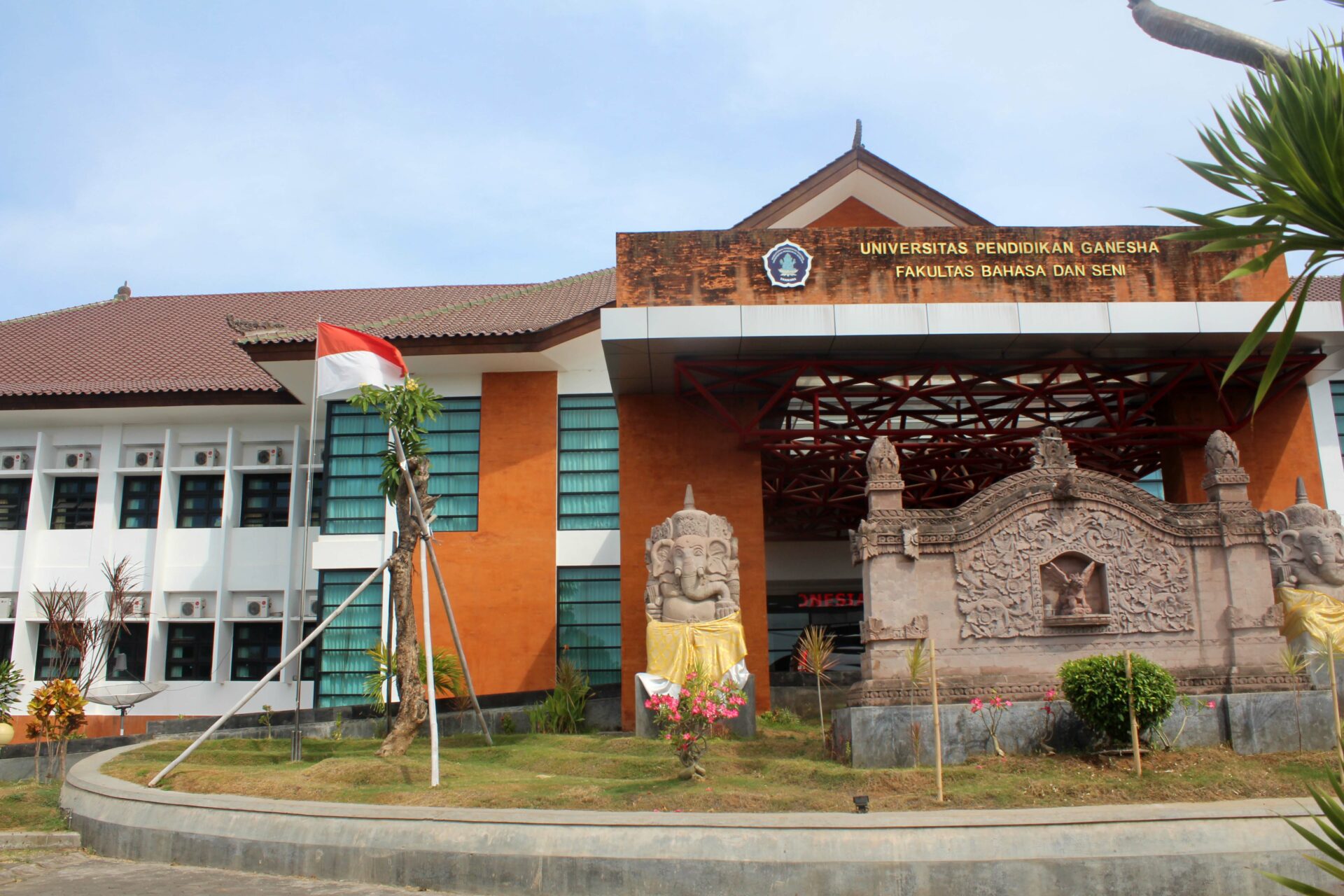Faculty of Languages and Arts